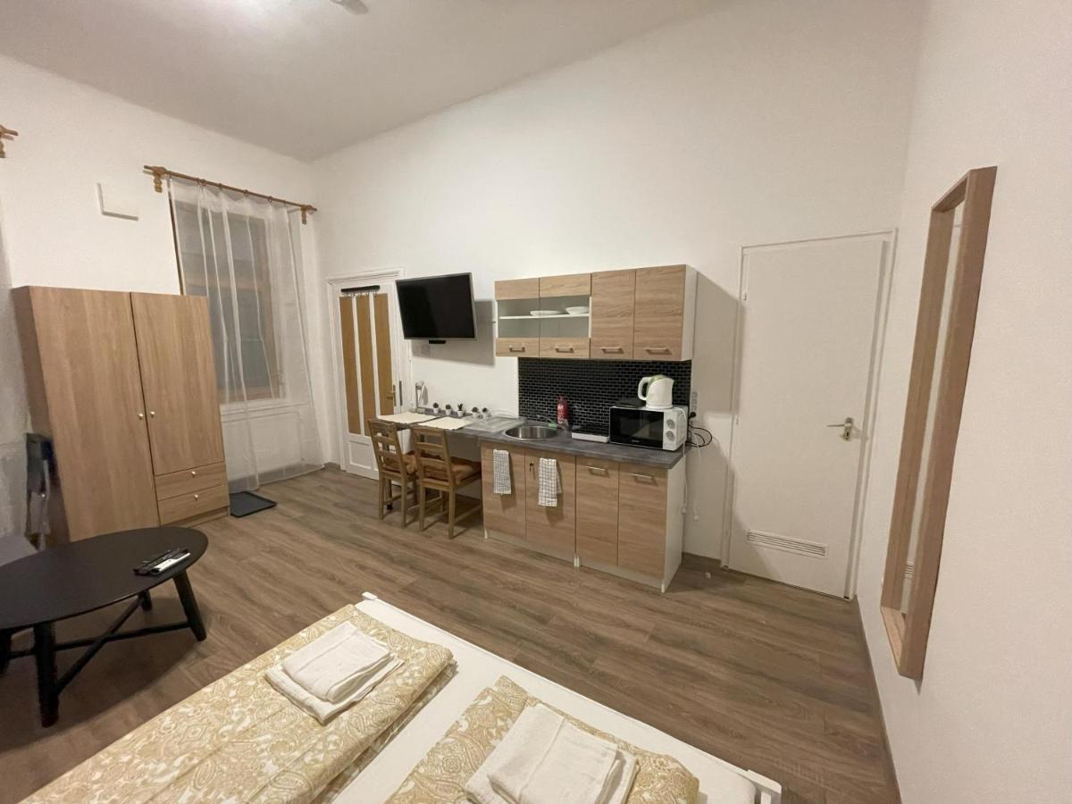 Mano Guesthouse Budapest Ngoại thất bức ảnh