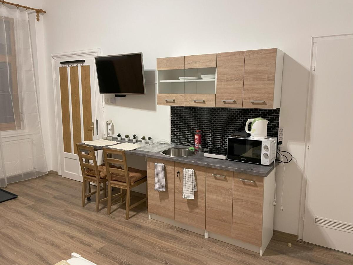 Mano Guesthouse Budapest Ngoại thất bức ảnh