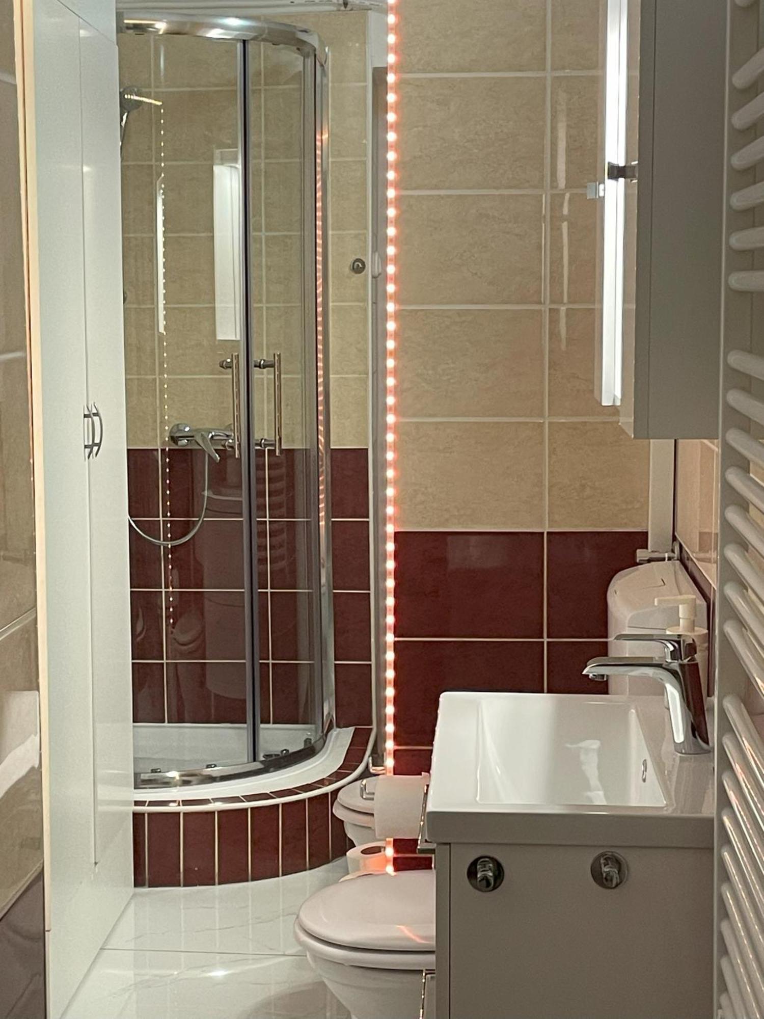 Mano Guesthouse Budapest Ngoại thất bức ảnh
